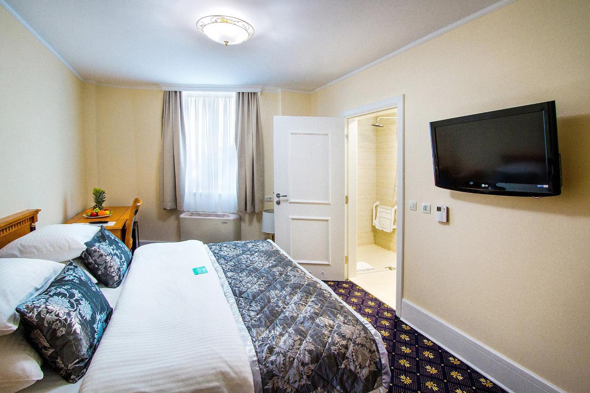 A Hoteli - Hotel Sloboda Sabac Ngoại thất bức ảnh