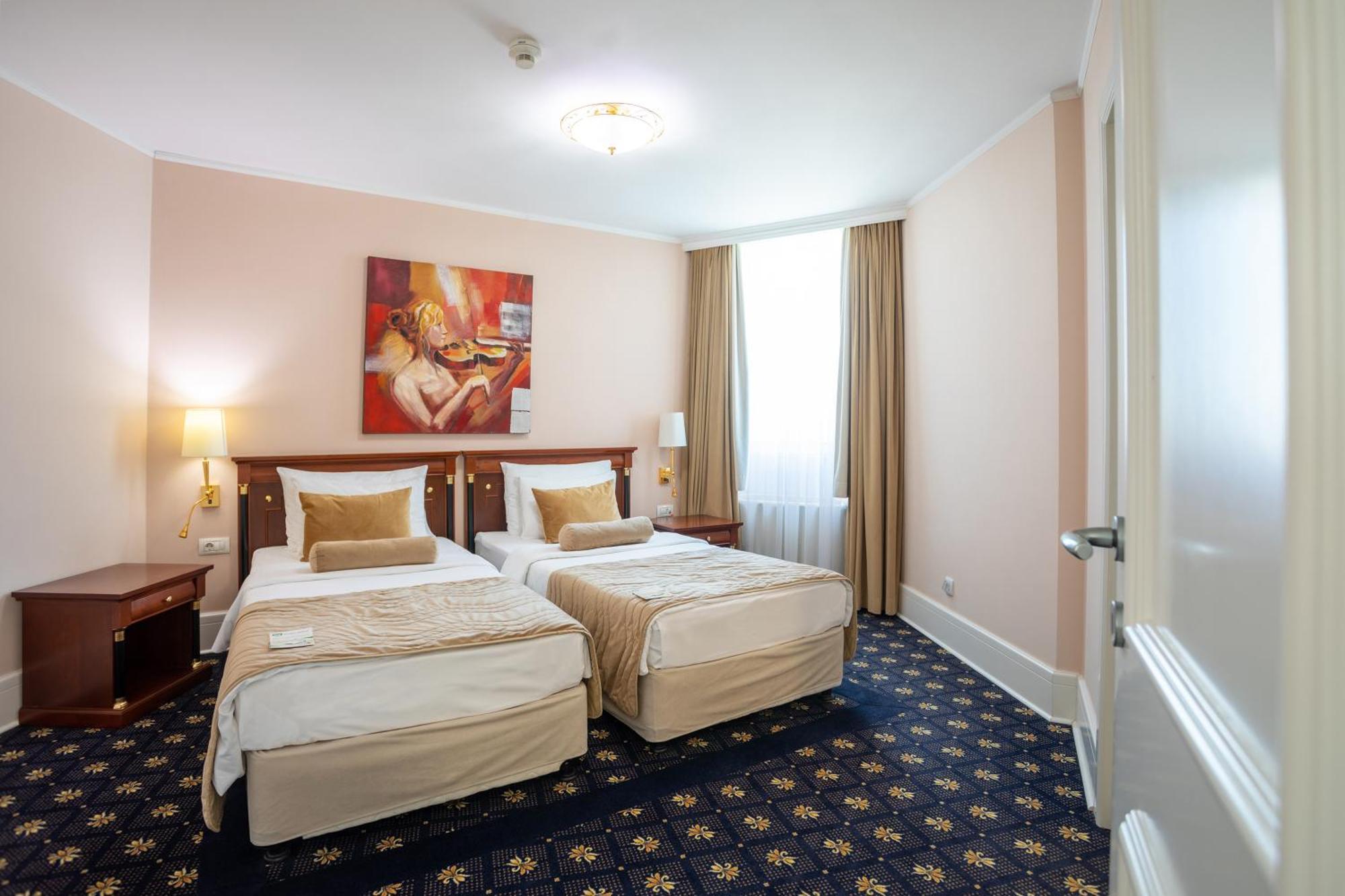 A Hoteli - Hotel Sloboda Sabac Ngoại thất bức ảnh