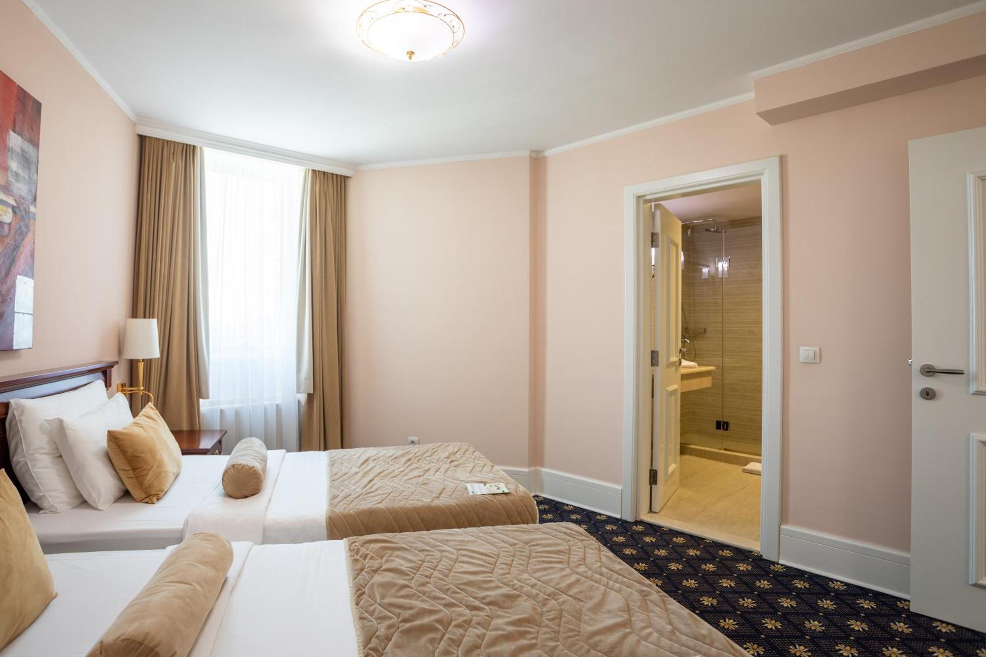 A Hoteli - Hotel Sloboda Sabac Ngoại thất bức ảnh