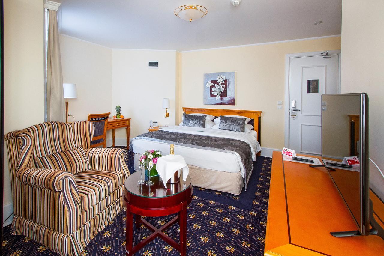 A Hoteli - Hotel Sloboda Sabac Phòng bức ảnh